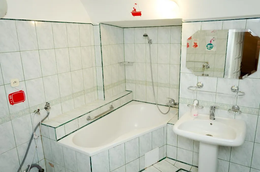 Hostel Just Lviv It!